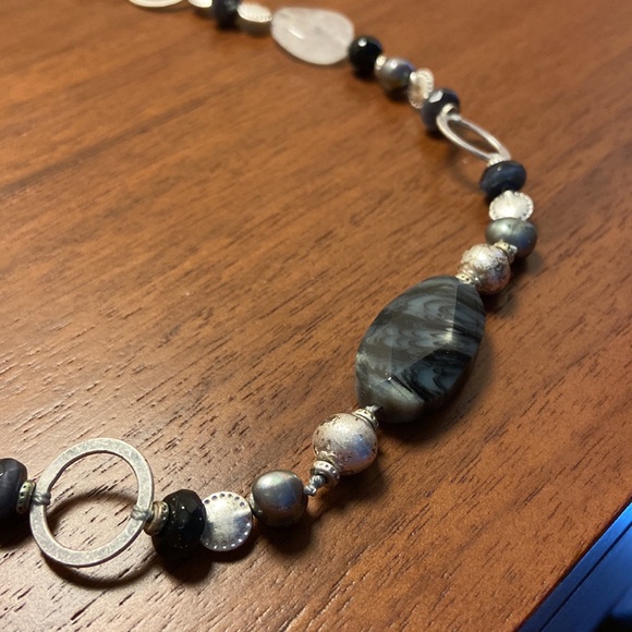 Stella and Dot necklace - Picture 2 of 4